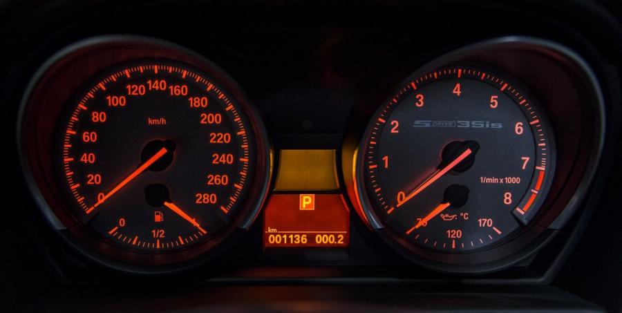  BMW Z4 sDrive 3.5is 2014 года  (фото 5 из 24)
